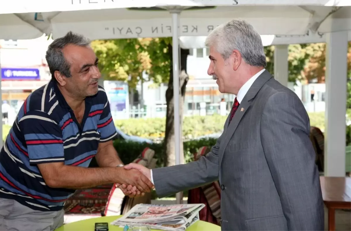 Odunpazarı Belediye Başkanı Burhan Sakallı Muhtarları Dinledi