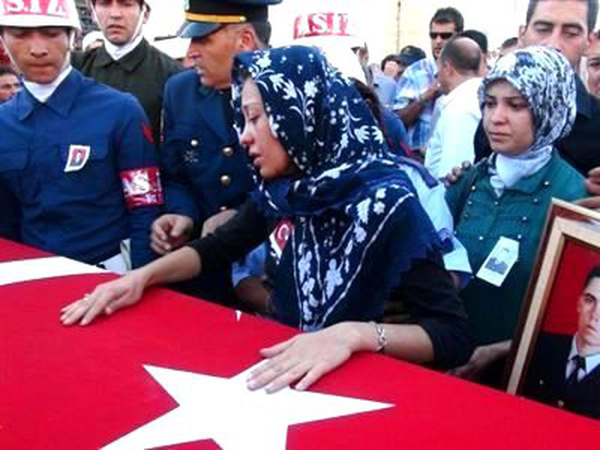 2 Aylık Evli Uzman Çavuş Şehit Düştü (3)