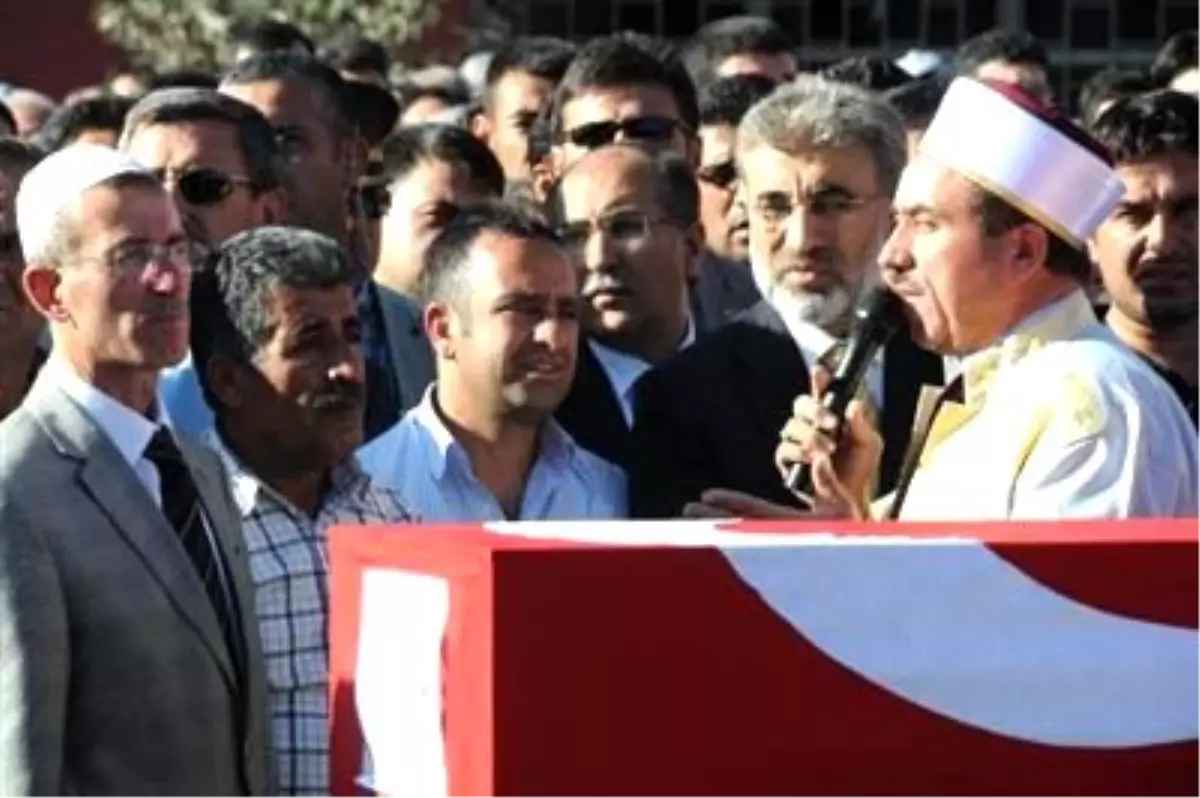 Afyon Şehidi, Toprağa Verildi