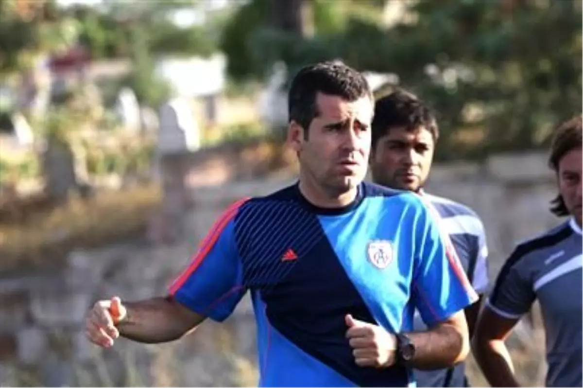 Altınordu Teknik Direktörü Eroğlu: "İyi Bir Kadro Oluşturduk"