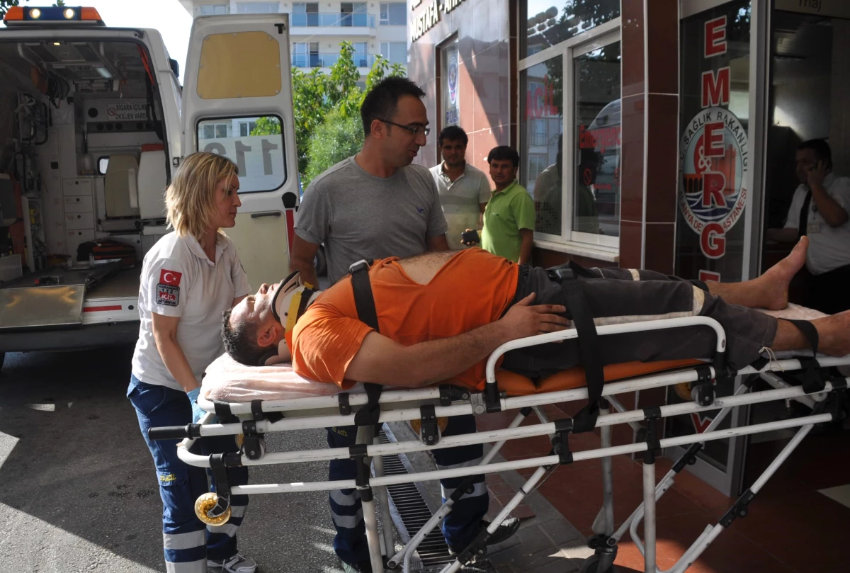 Antalya\'da Kaza: 1 Yaralı