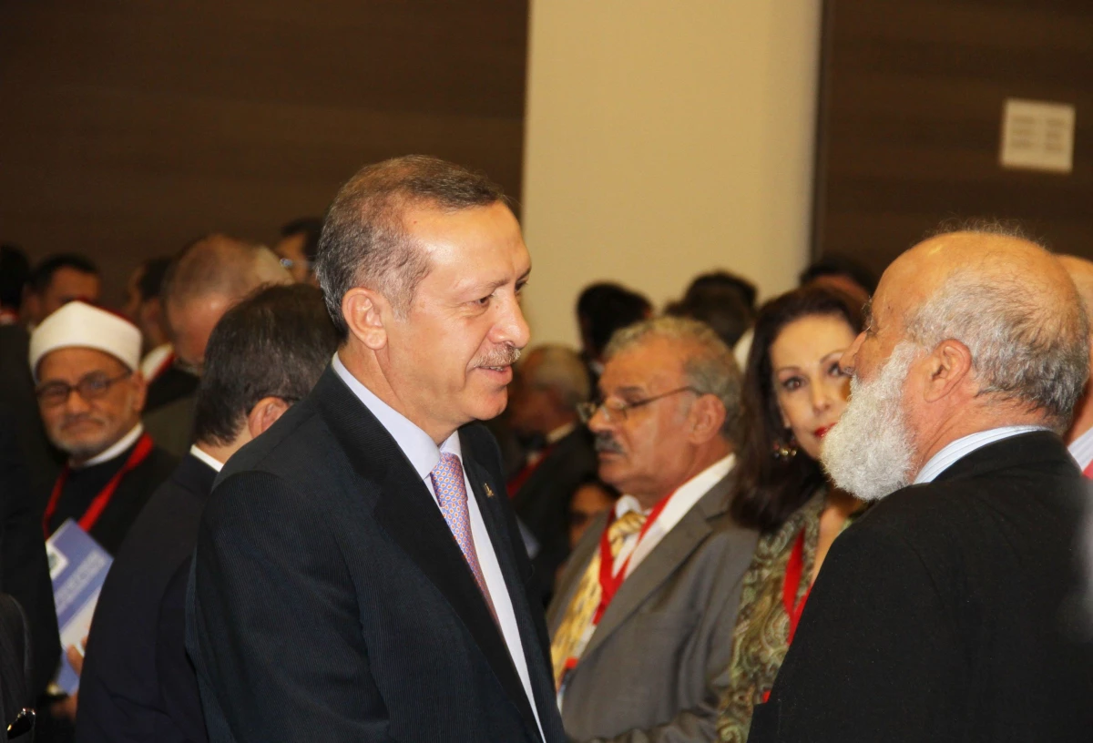 Başbakan Erdoğan: Peygamberleri Örnek Almalıyız