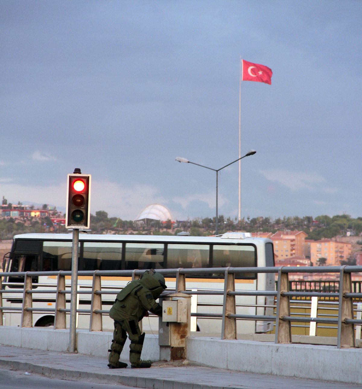 Başkent\'te Bomba Alarmı