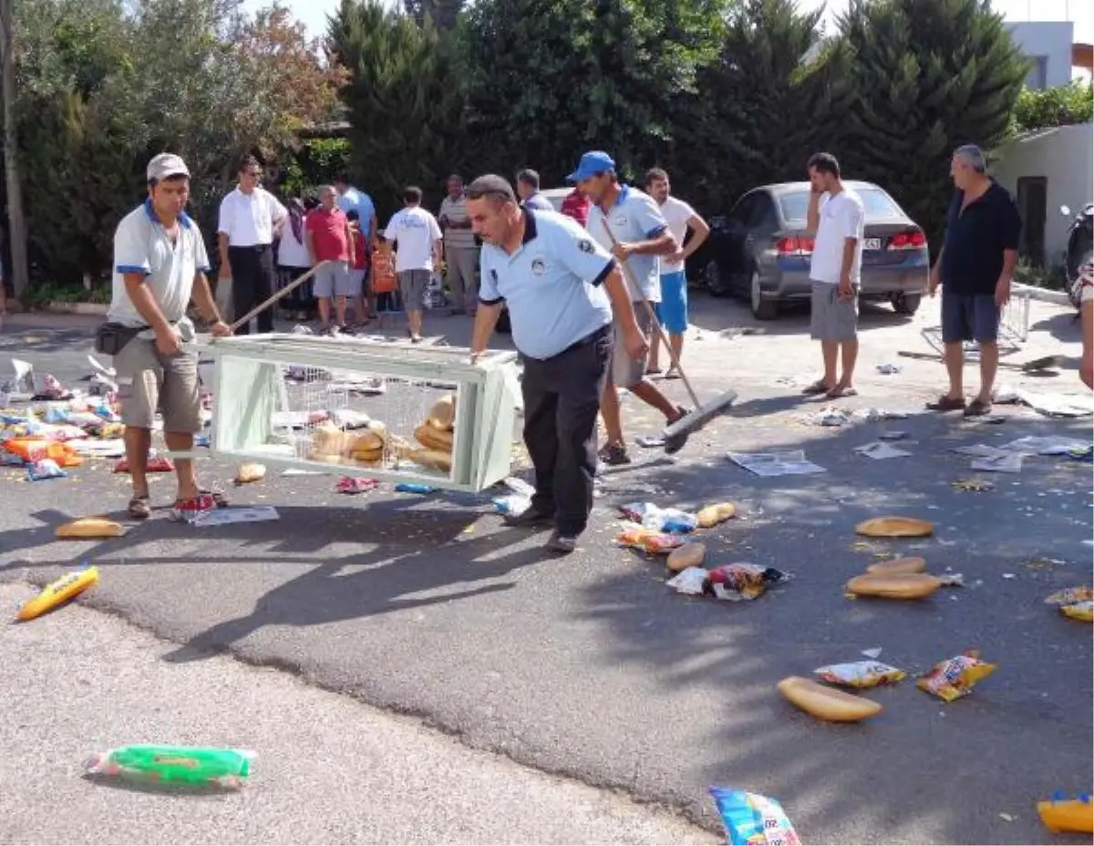 Emekli Büyükelçi Marketin Camına Çarptı: 2 Yaralı