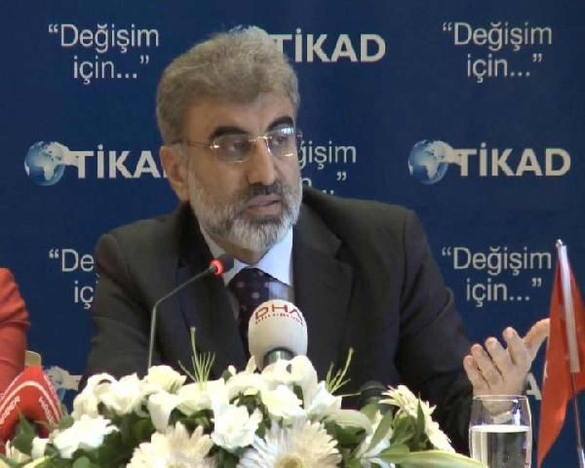 Enerji ve Tabii Kaynaklar Bakanı Taner Yıldız, Afyonkarahisar\'da Askeri Mühimmat Deposundaki...