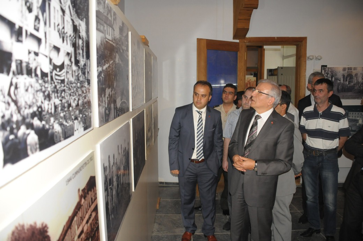 \'Eski Bayramlarda İnegöl\' Fotoğrafları Sergisi