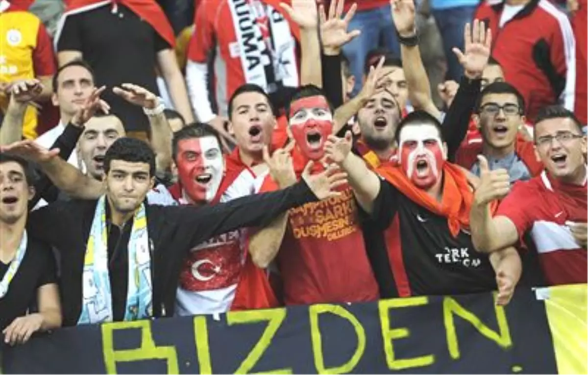 Hollanda-Türkiye Maçından Notlar