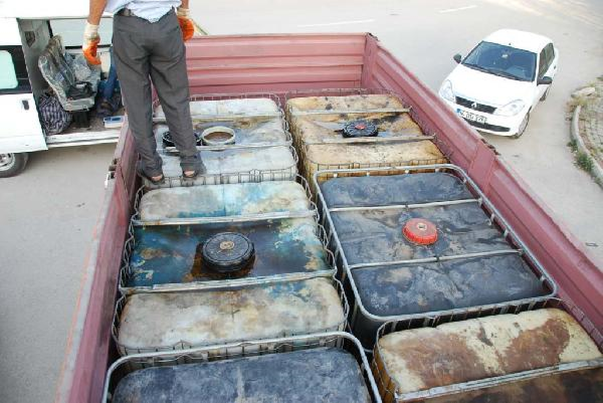 Kamyonda 6 Bin Litre Kaçak Mazot Ele Geçirildi