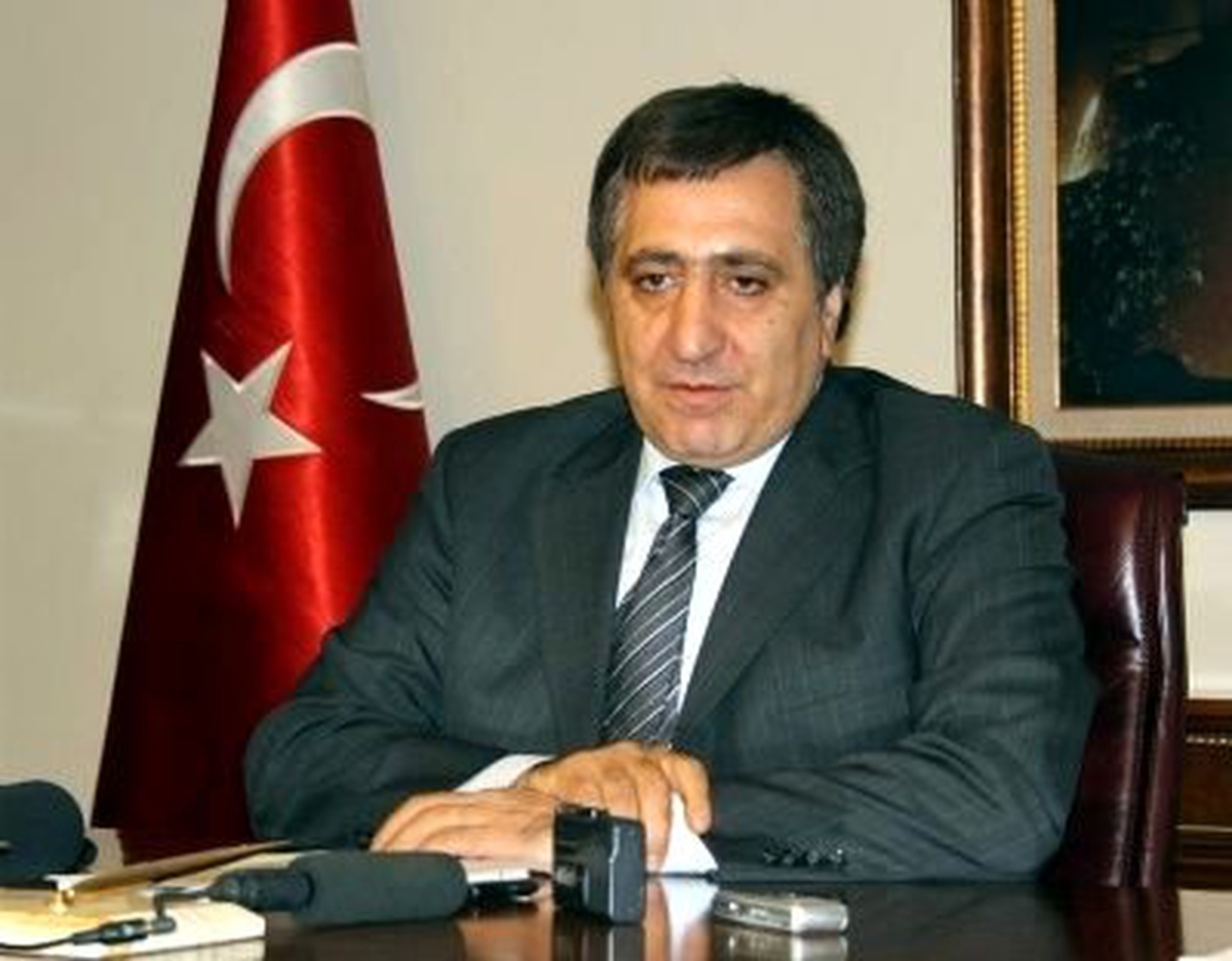 Karabük Valisi Küçük Açıklaması