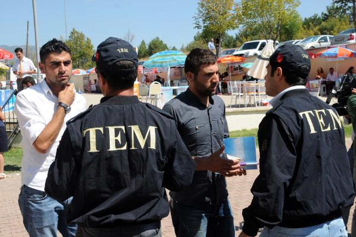 Kayıt Yaptıran Öğrencilere Terör Uyarısı