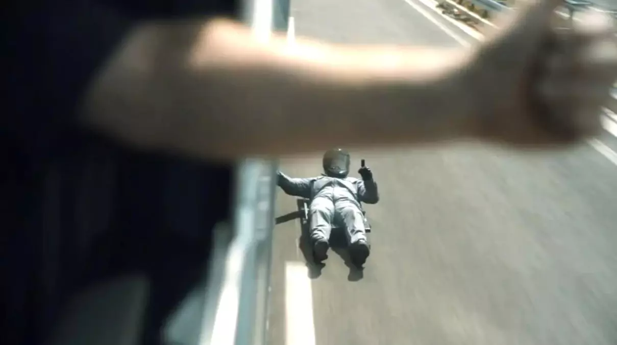 Kaykaylı Teknisyen İş Başında!