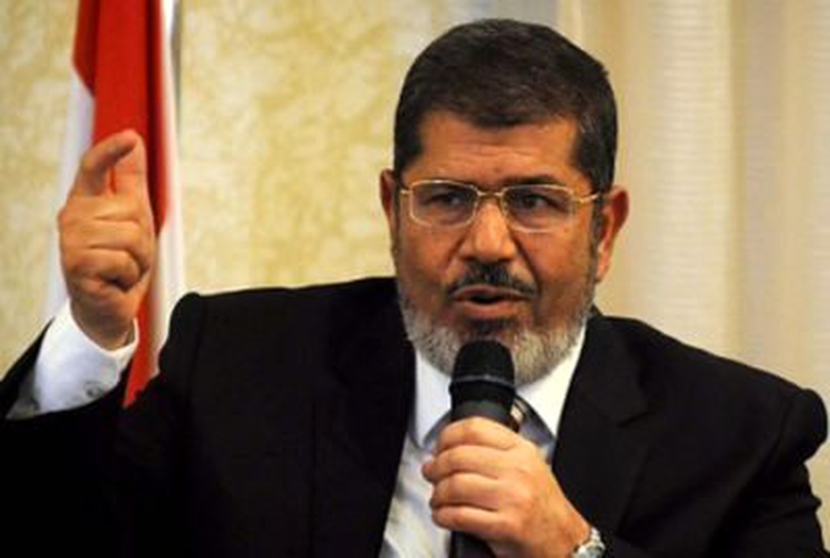 Mısır Cumhurbaşkanı Mursi Sanatçılardan Oluşan Heyeti Kabul Etti