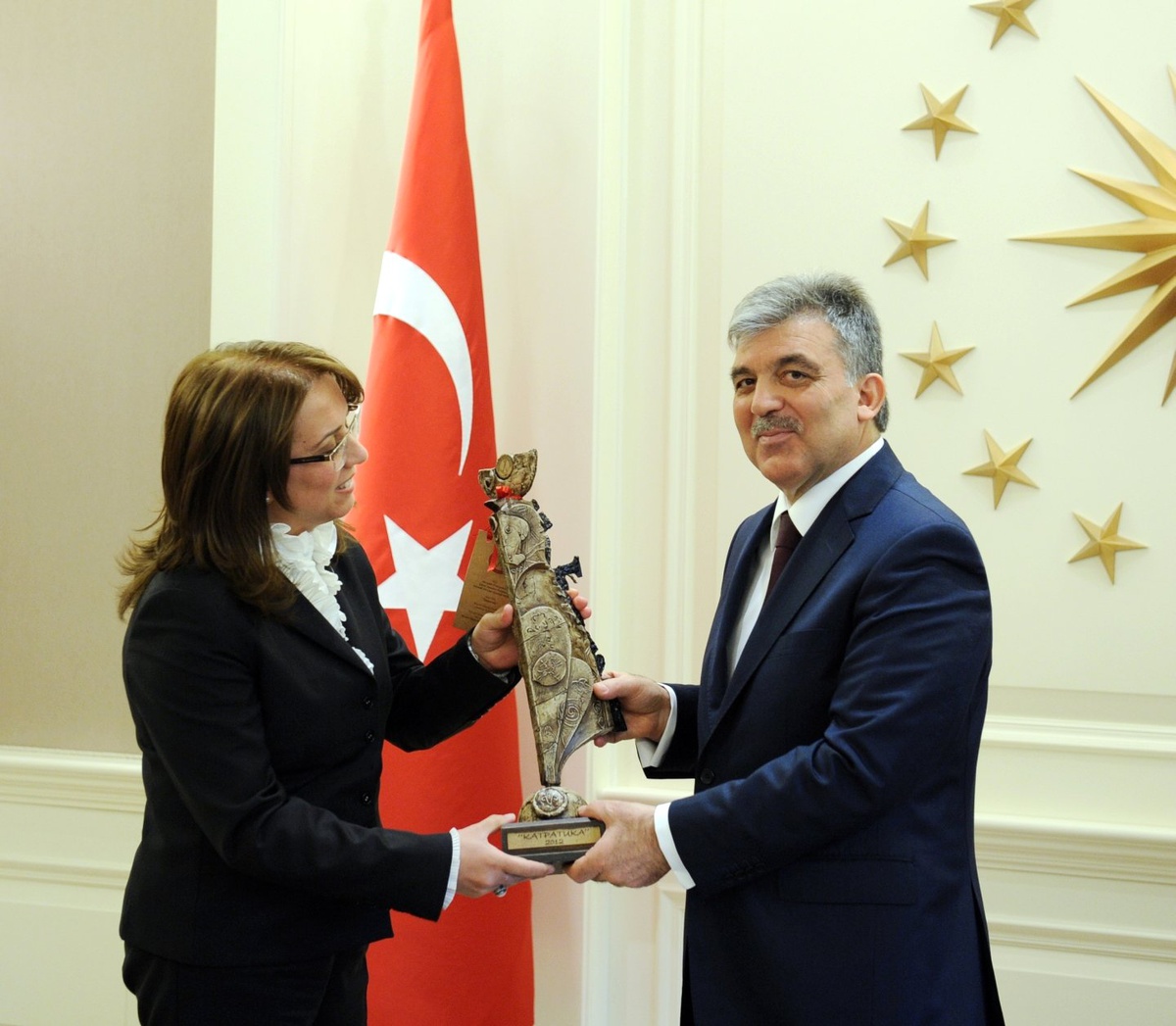 Neü Rektörü Prof. Dr. Filiz Kılıç, Cumhurbaşkanının Atadığı Tek Bayan Rektör