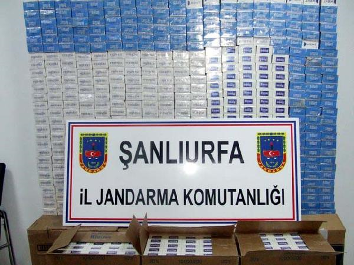 Otomobilde 7 Bin Paket Kaçak Sigara Ele Geçirildi