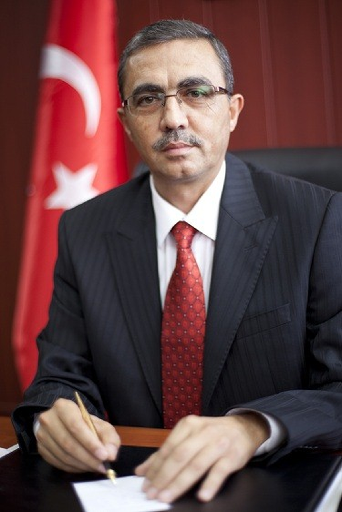 Rektör Güvenç Teşekkür Etti