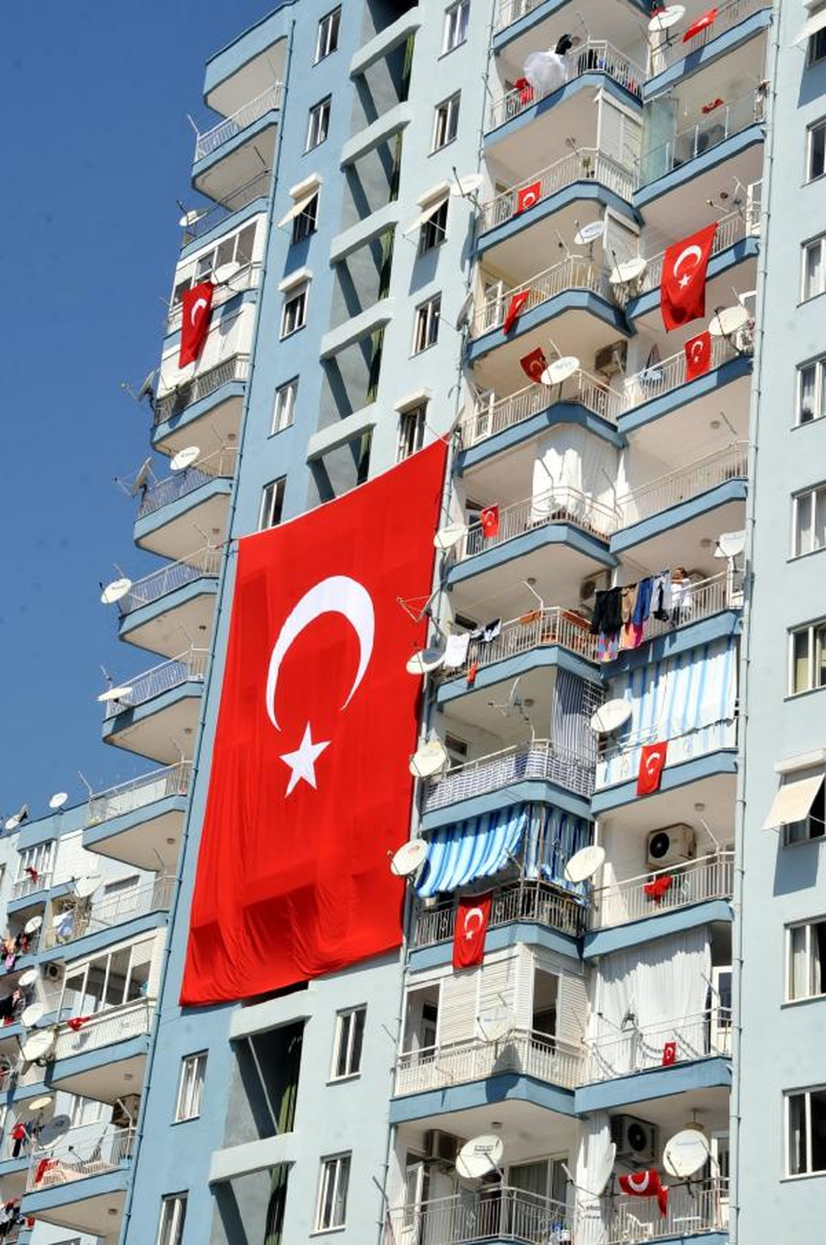 Şehit Eriç\'in Babası: Oğlum Şehadet Mertebesine Ulaştı, Ağlamayacağım