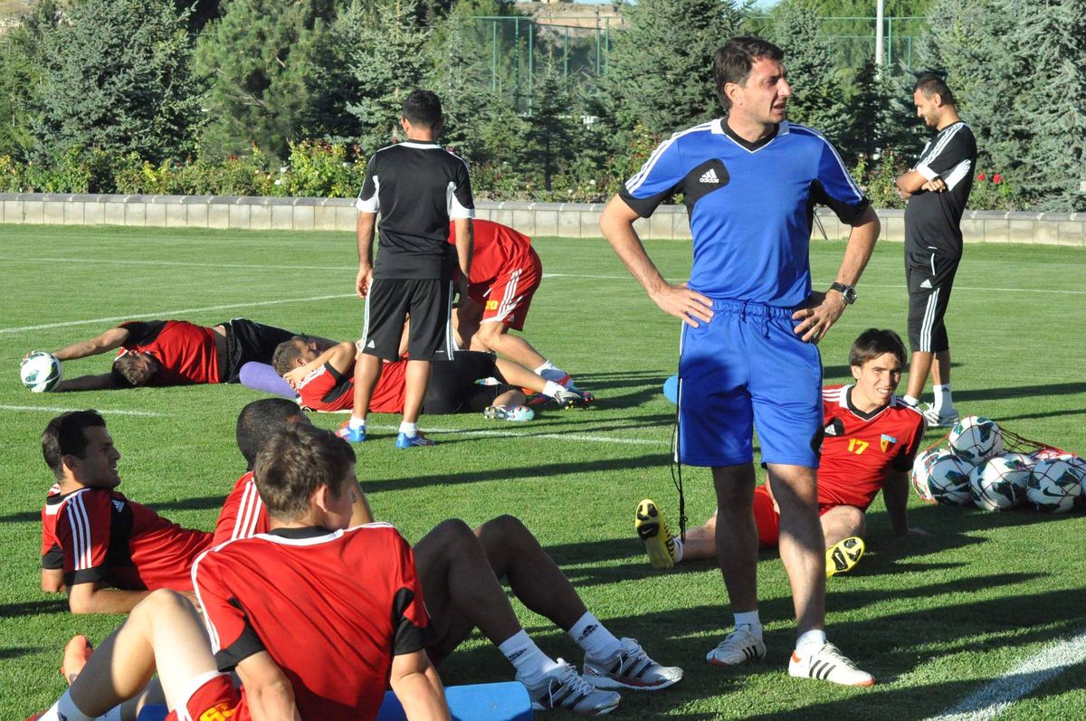 Shota Arveladze\'den Furkan\'a Başarılar