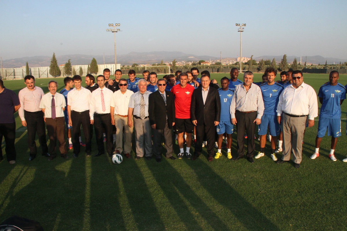 Akhisar Belediyespor, Deplasman Maçı Hazırlıklarını Sürdürüyor