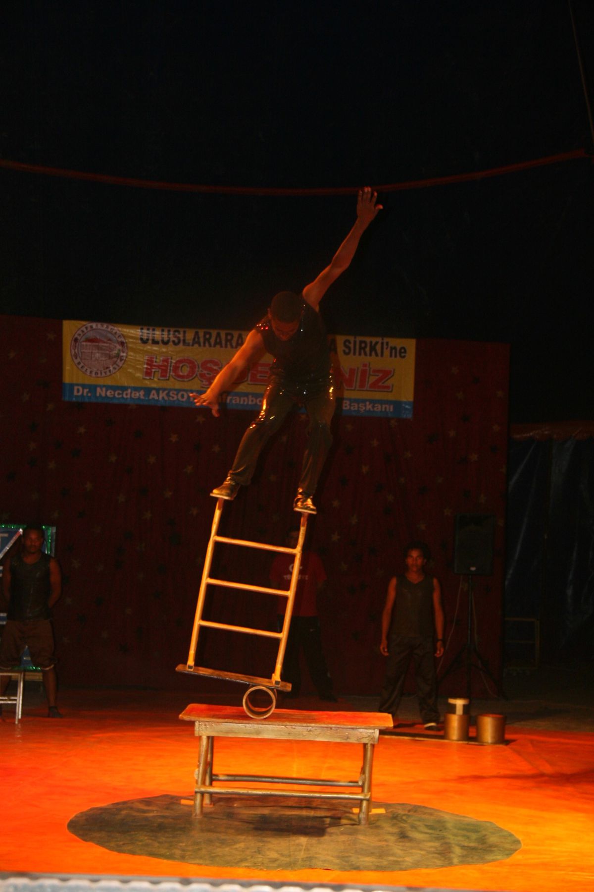 Avrasya Sirkine Yoğun İlgi