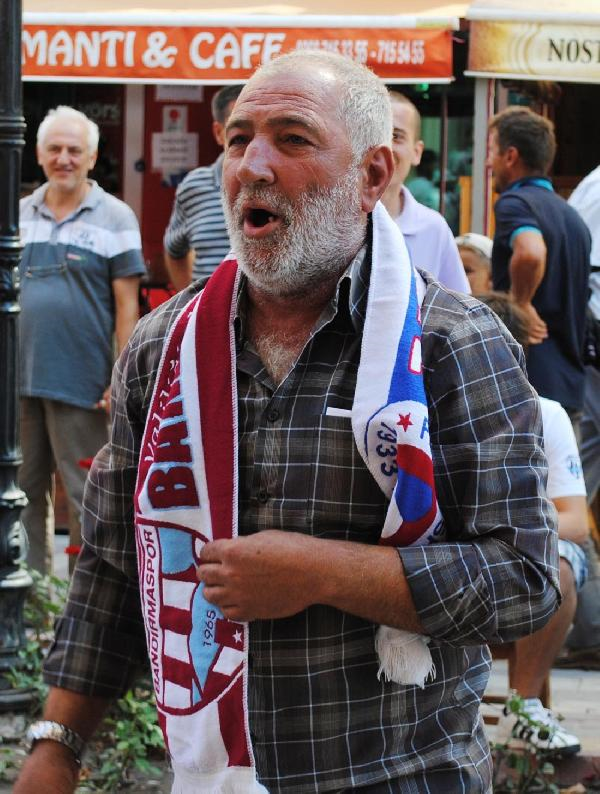 Bandırmasporlu 4 Taraftara 1 Yıl Seyir Cezası