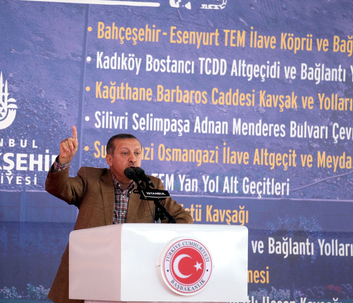 Başbakan Erdoğan(1): "Ya Kandil ya Tbmm"