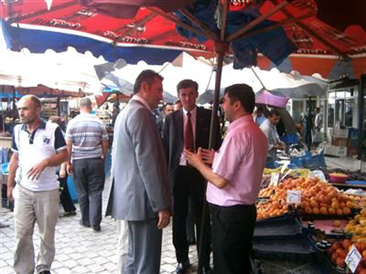 Demokrat Parti İzmir İl Teşkilatı\'ndan Bergama Çıkarması