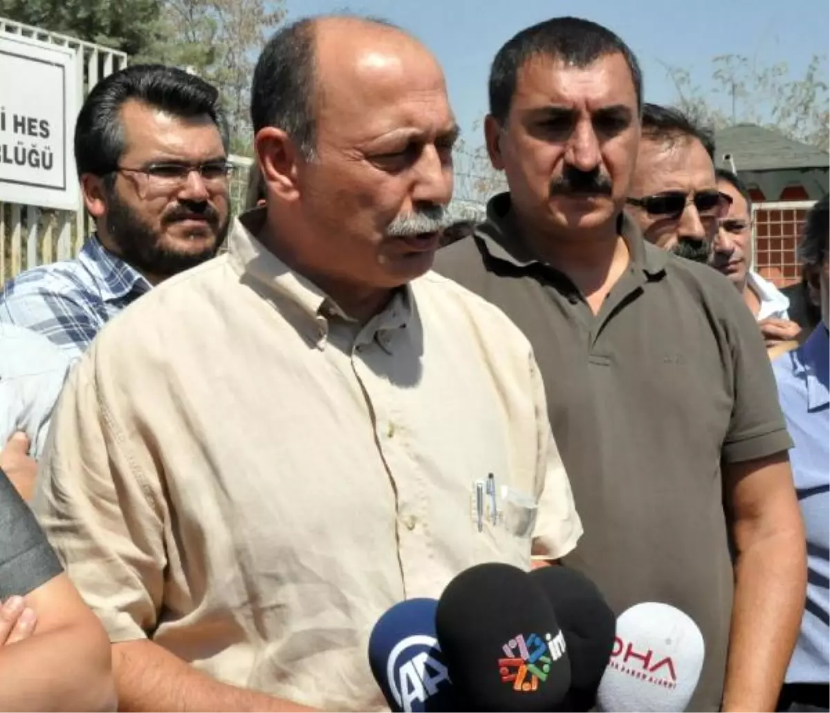 Diyarbakır\'da Tekel Binasının Cezaevine Dönüştürülmesine Tepki