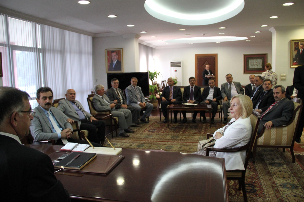 Düzce Yerel Meclisinden Valiye Hayırlı Olsun Ziyareti
