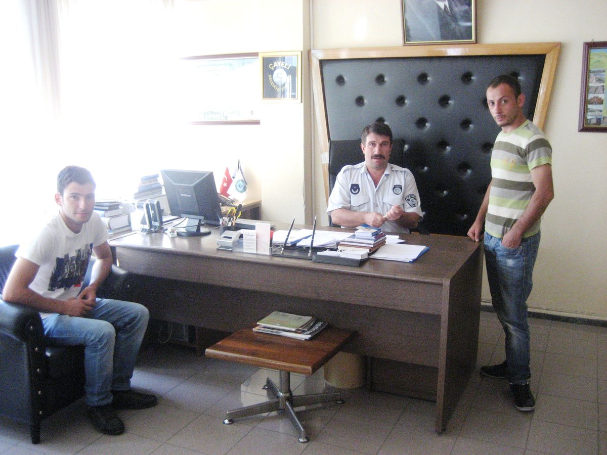 Gençlerden Örnek Davranış