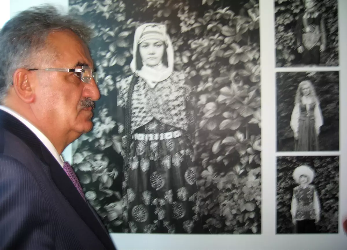 Gümrük ve Ticaret Bakanı Yazıcı Viyana\'da