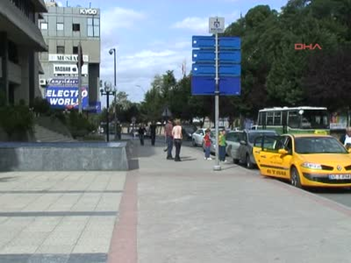 İstanbul\'dan Gaziantep\'e \'Teröre Lanet\' Yürüyüşü Yapan Altay İzmit\'te