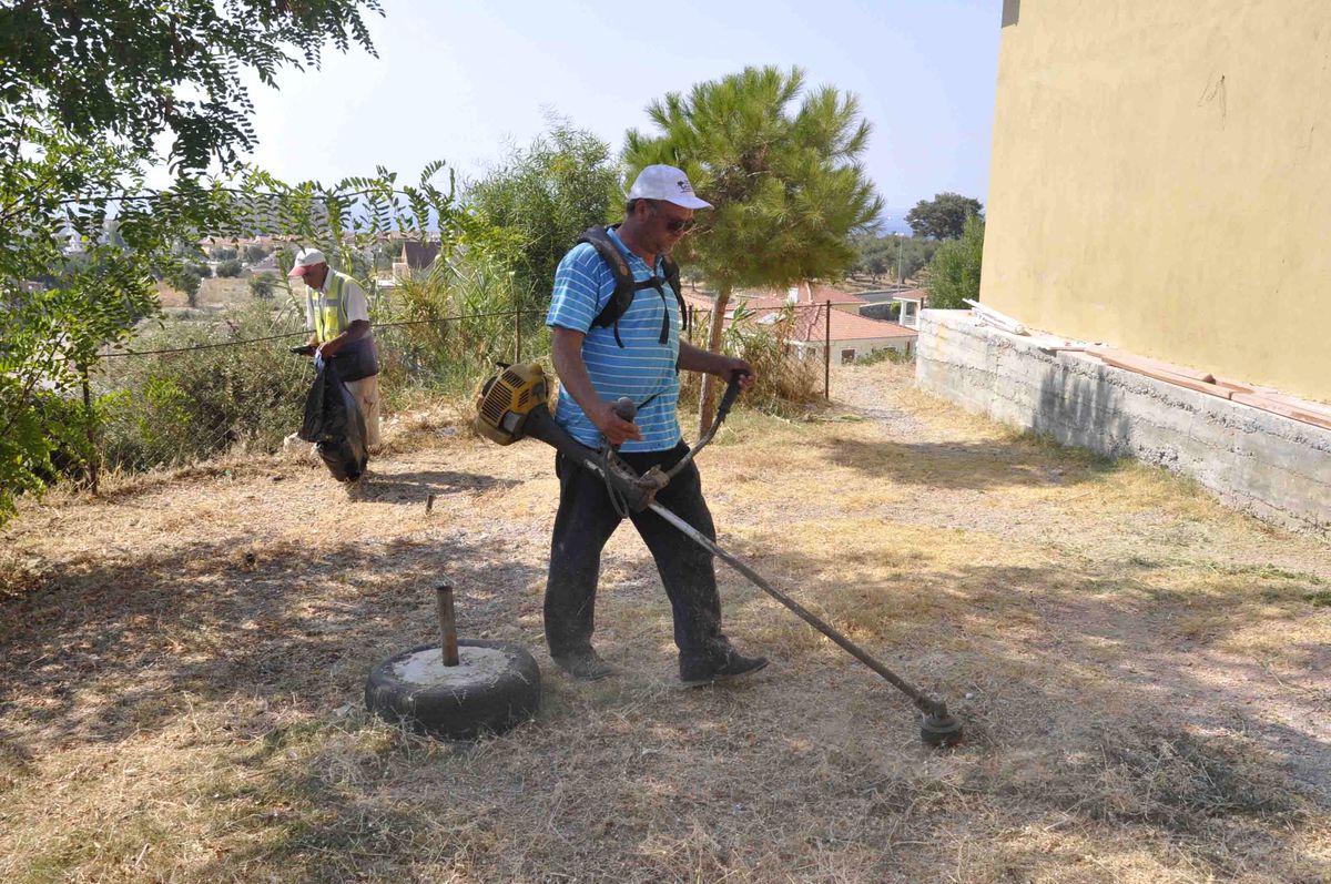 Kuşadası\'nda Okullarda Temizlik