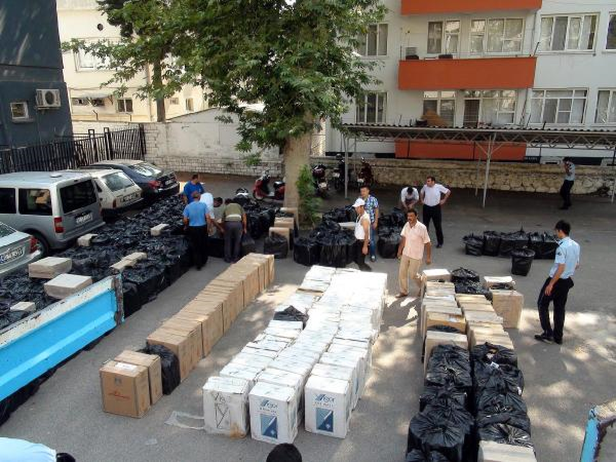 Osmaniye\'de Kaçak Sigara Operasyonu