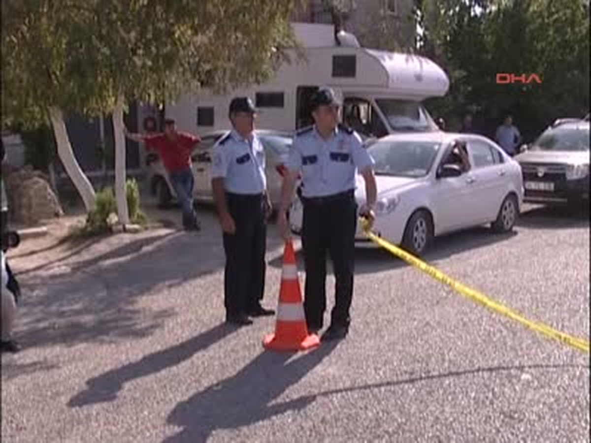 Şehit Uzman Çavuş Mete Saraç'ın Ailesi Patlamanın Acısını Yaşıyor