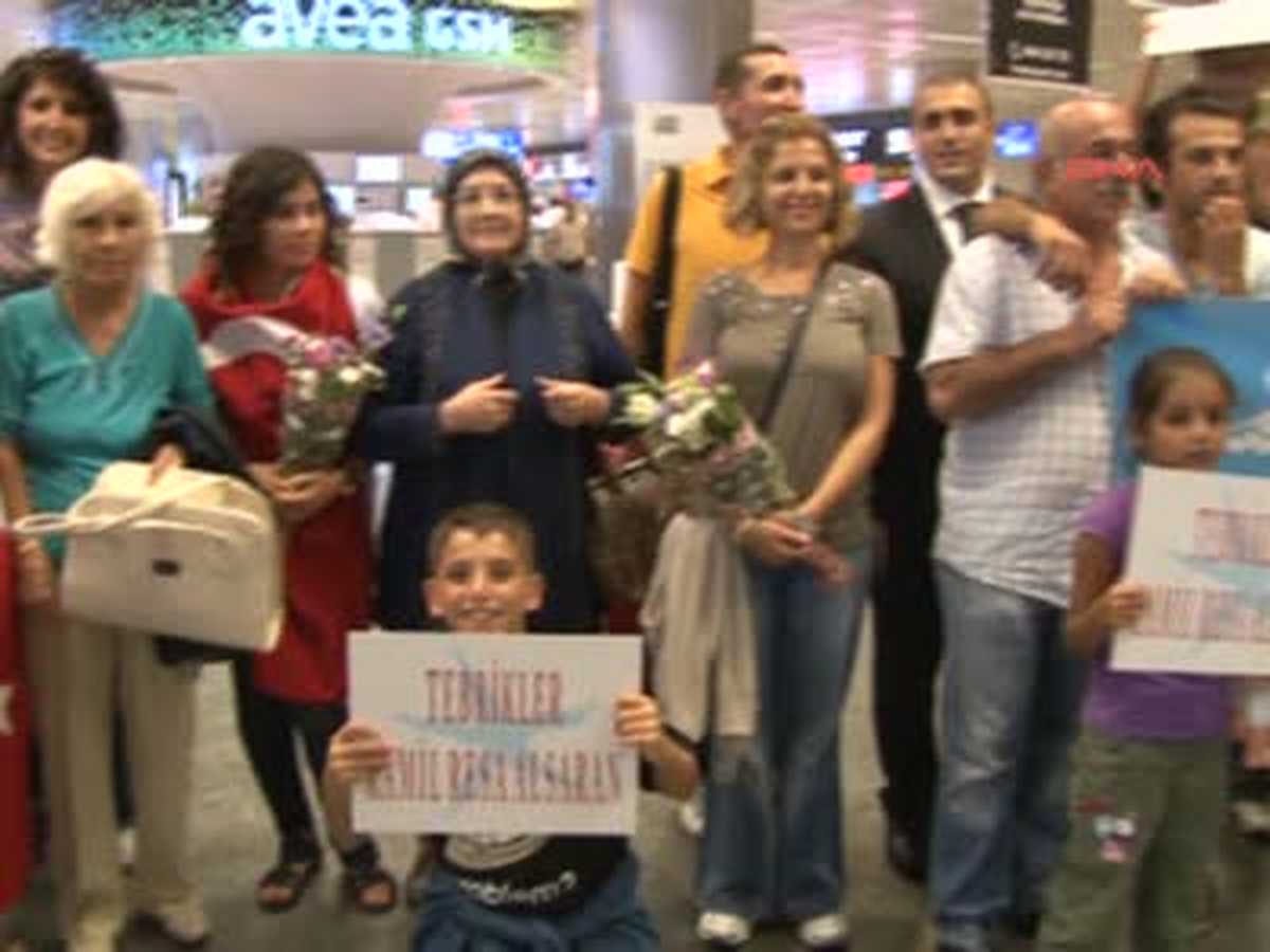 Engelliler İçin Manş Denizi\'ni Geçti