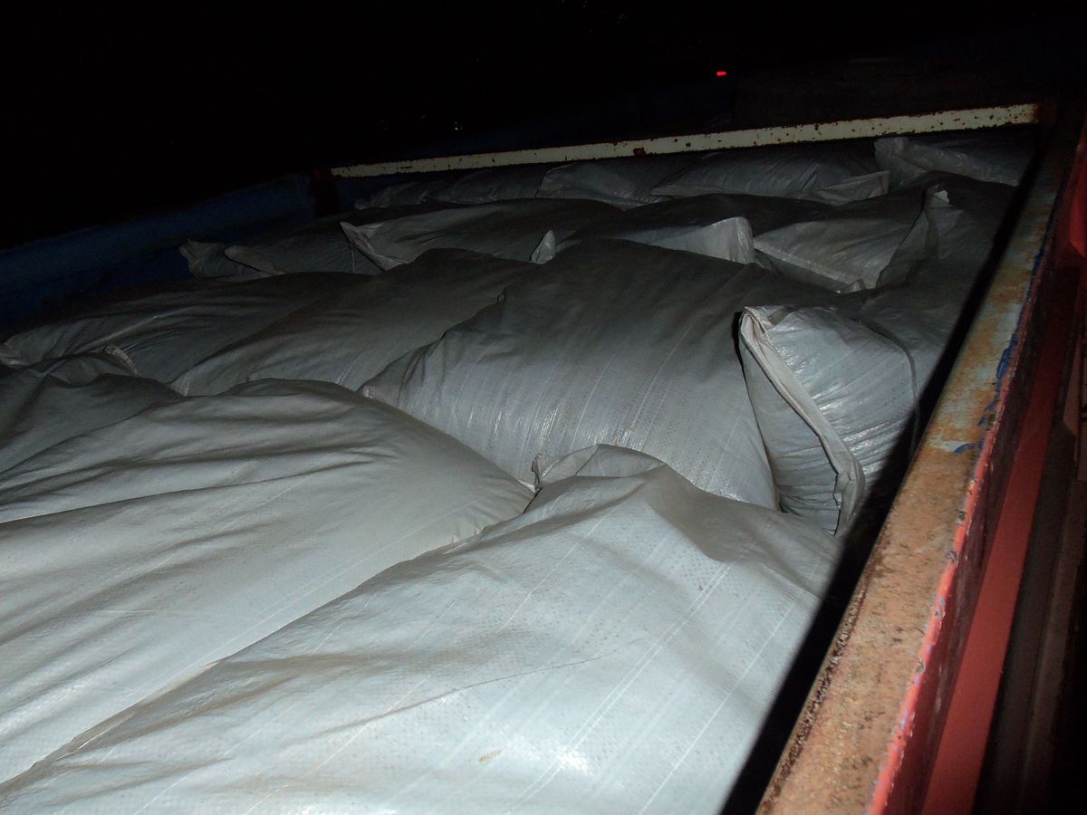 Yüksekova\'da 48 Ton Kaçak Çay Ele Geçirildi