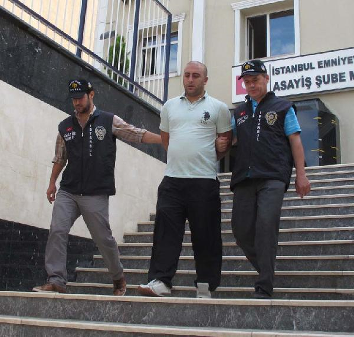 16 Yıl Hapis Cezasıyla Aranıyordu