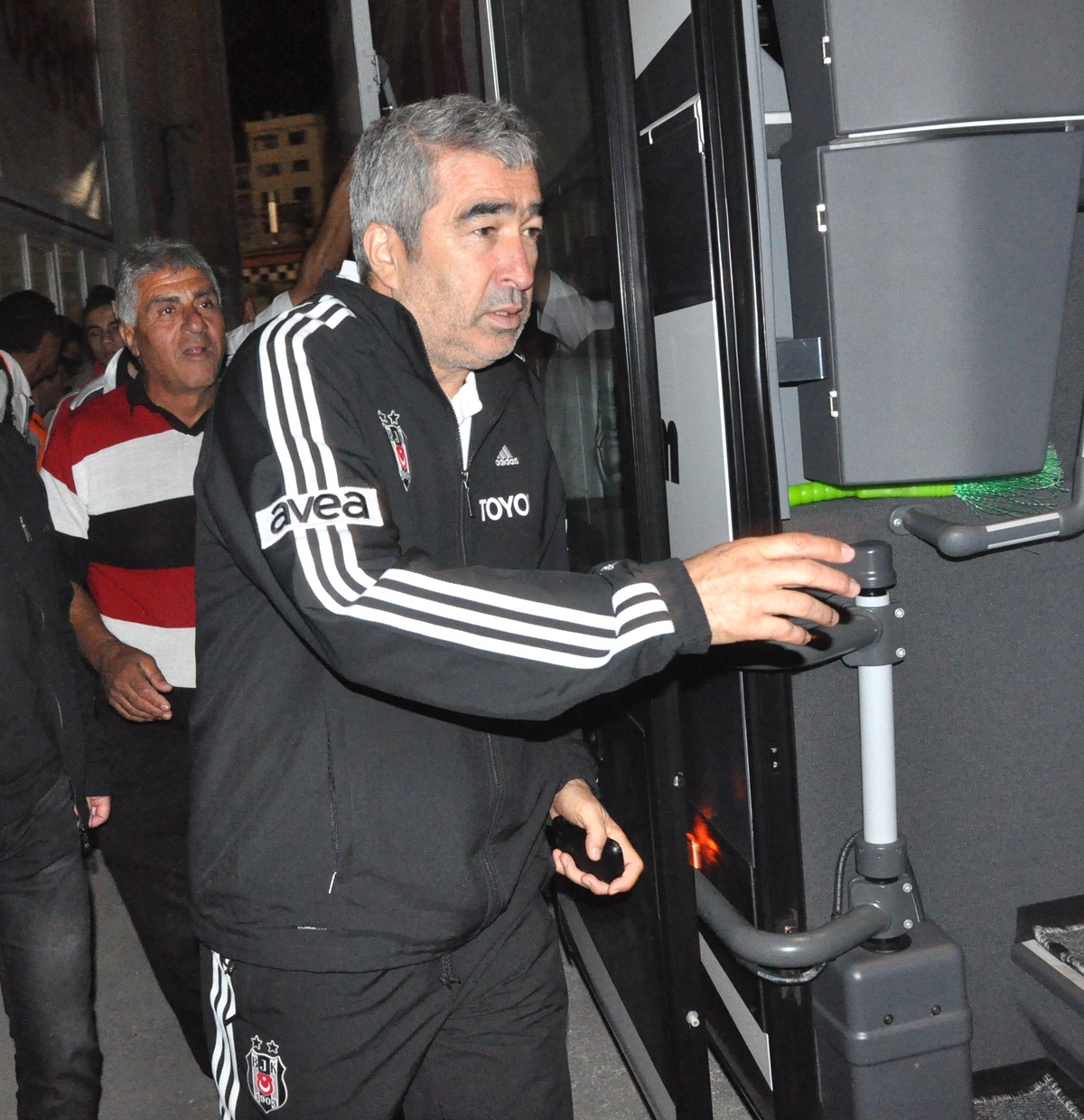 Beşiktaş, Boluspor ile Yaptığı Hazırlık Maçının Ardından İstanbul\'a Hareket Etti