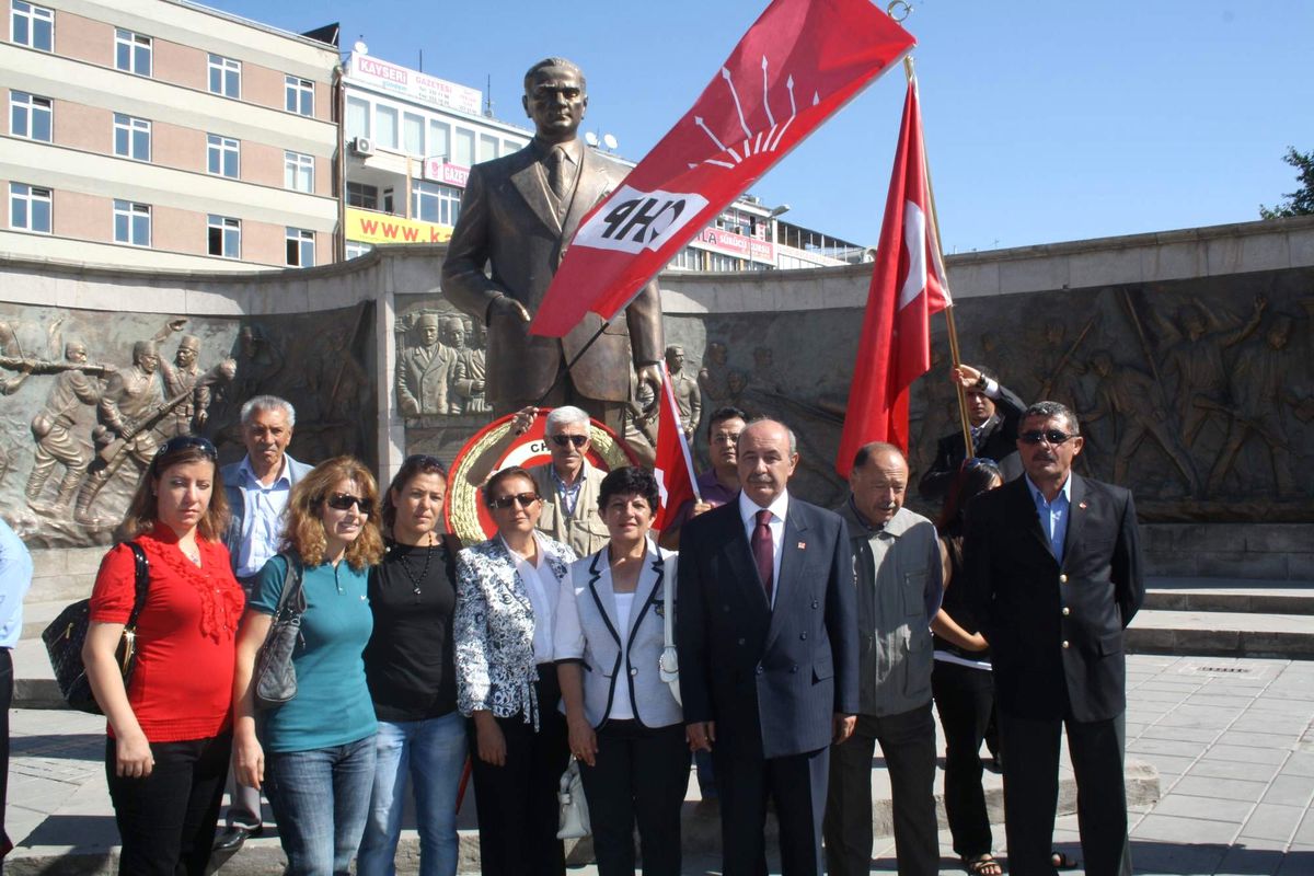CHP 89 Yaşında