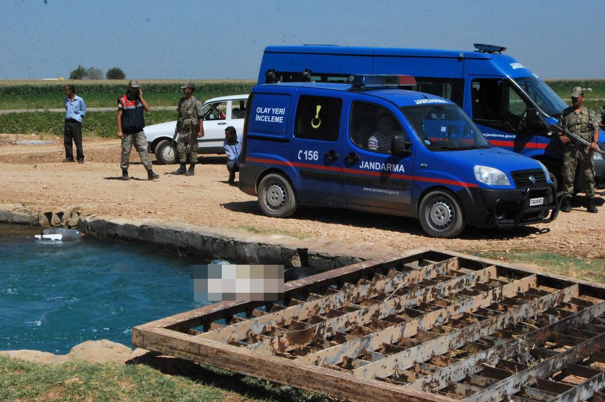 DSİ Kanalında Erkek Cesedi Bulundu