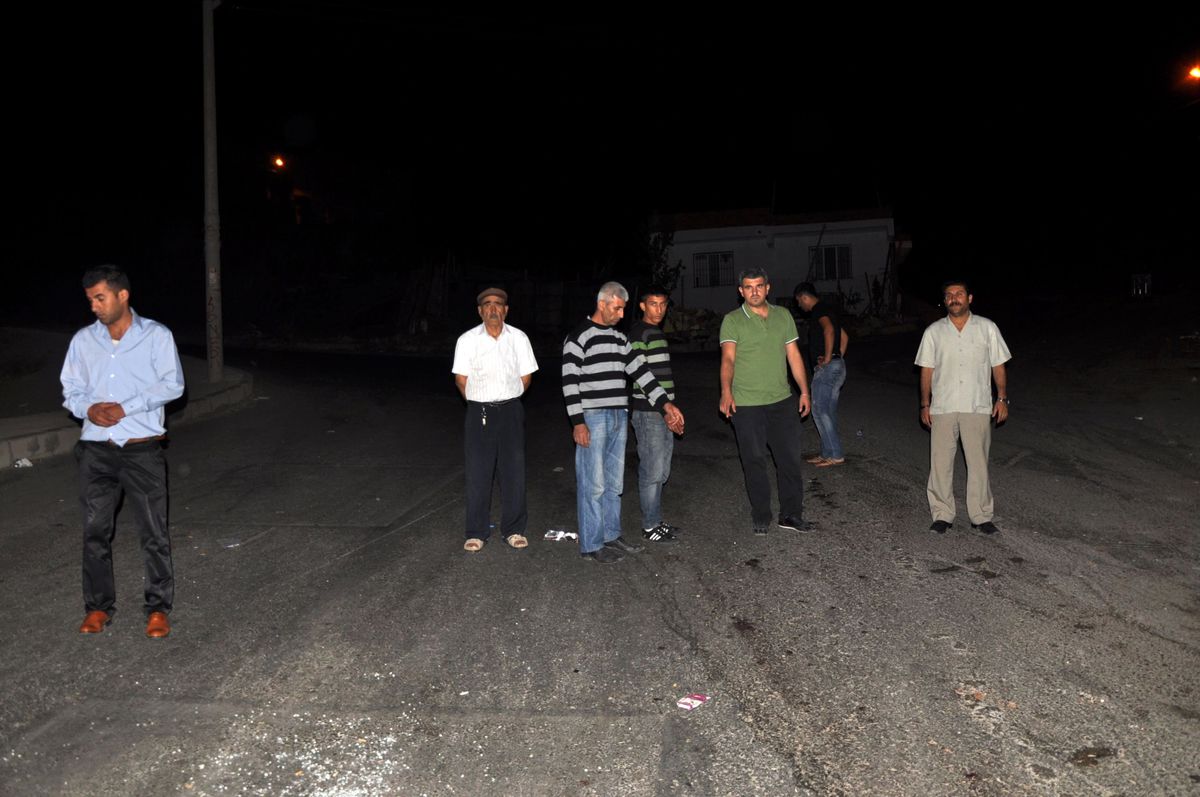 Düğünü İzlerken Otobüs Ezdi