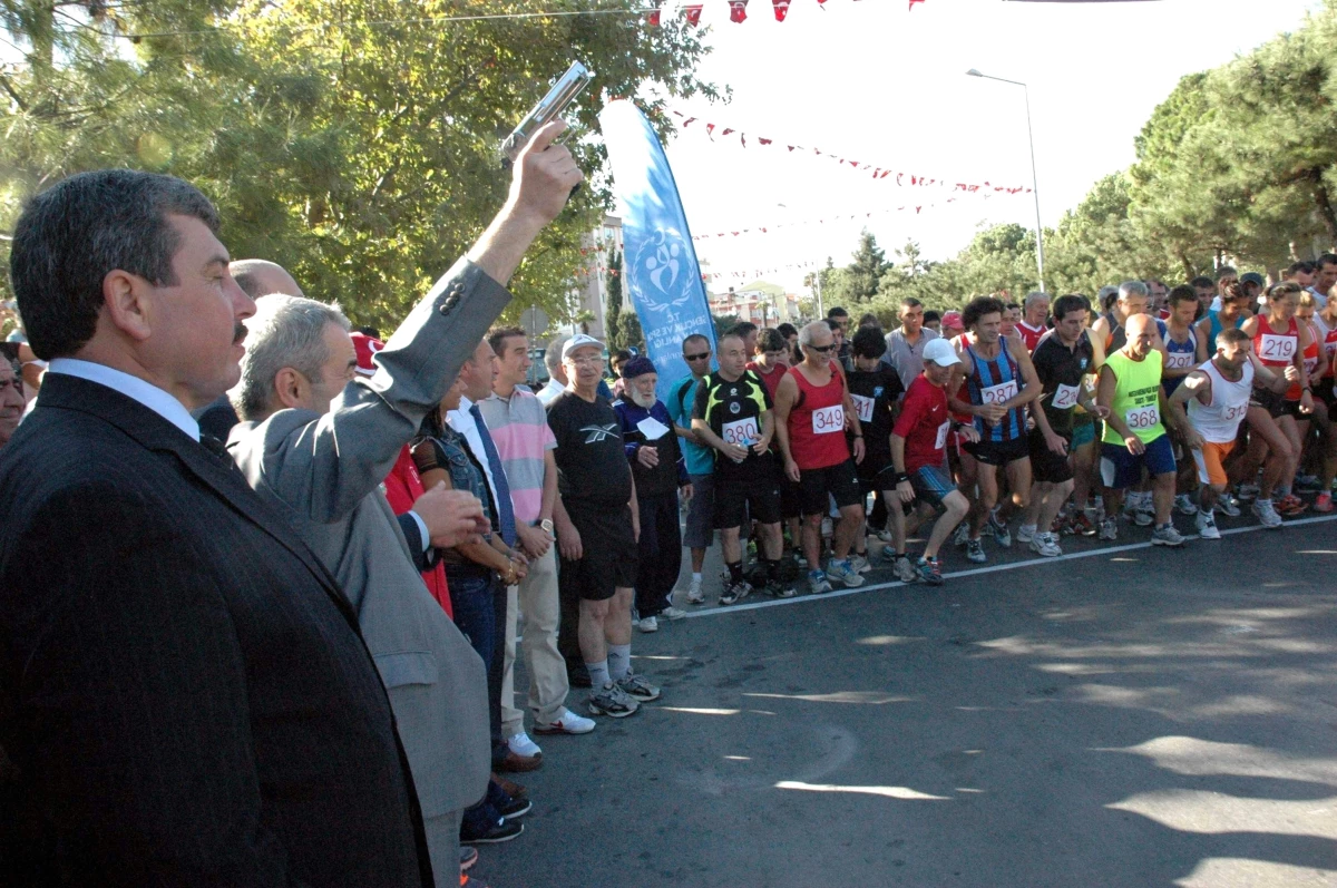 İsmail Akçay Yarı Maratonu Koşuldu