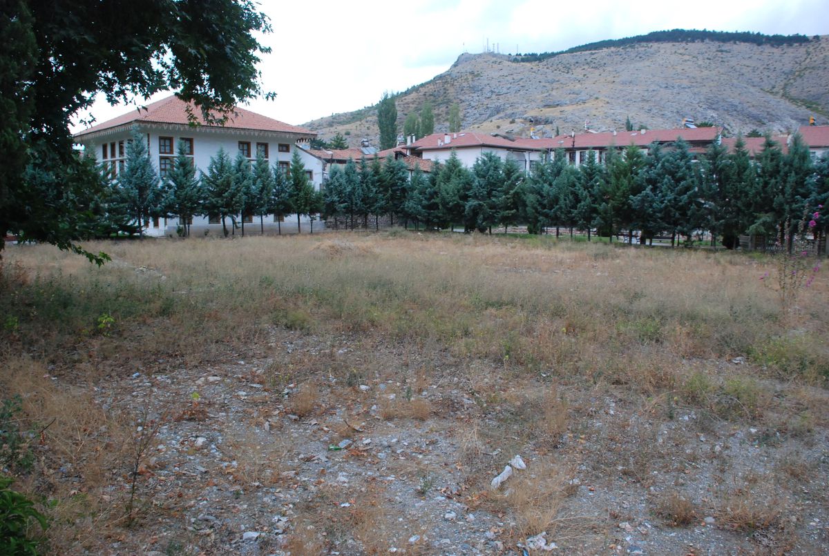 Mevlevihane Görüntü Kirliliğinden Kurtulamadı