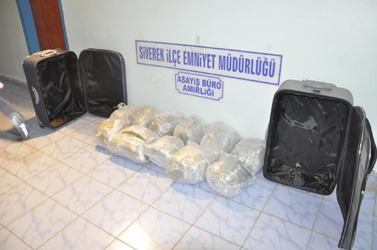 Siverek\'te 30 Kilo Esrar Ele Geçirildi