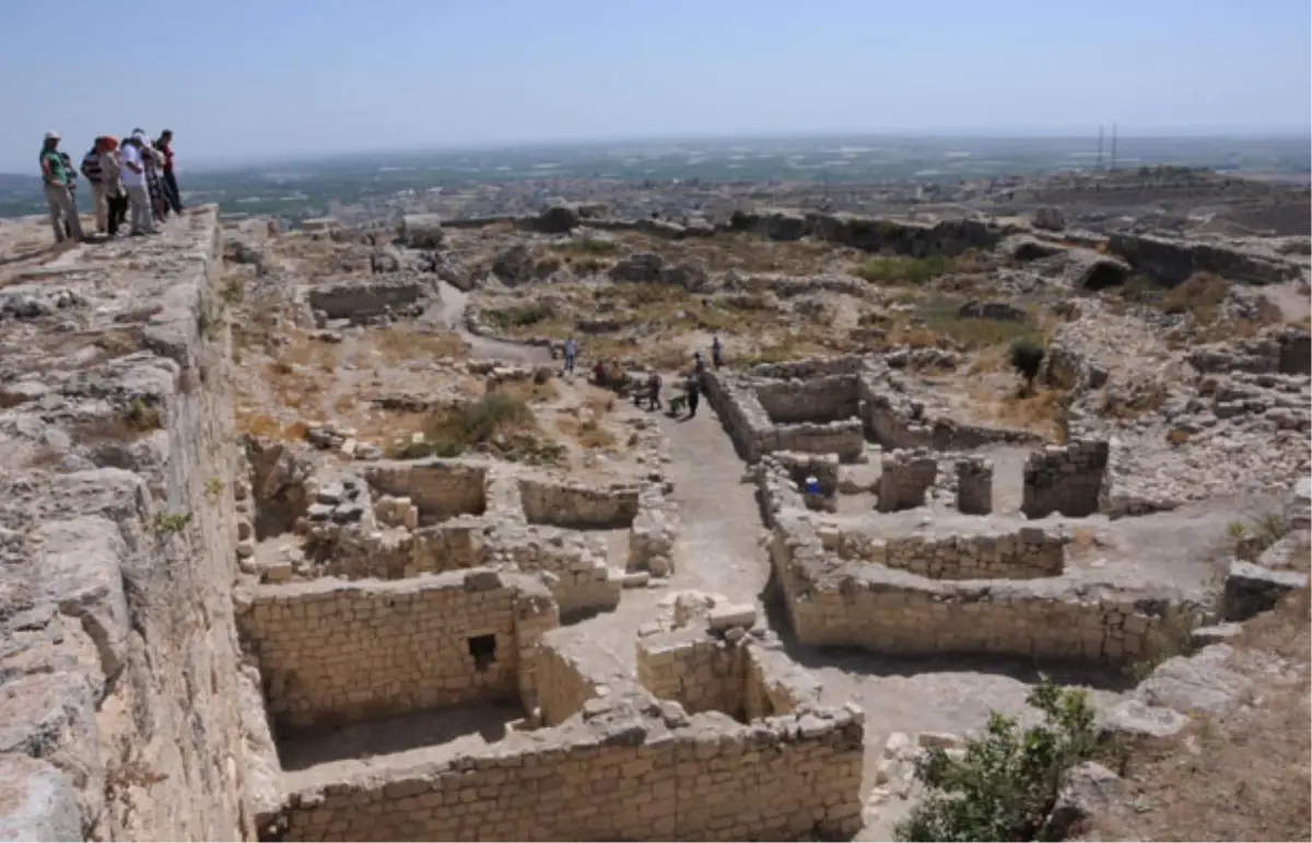 Sü, 500 Yıllık Camiyi Gün Yüzünü Çıkarıyor