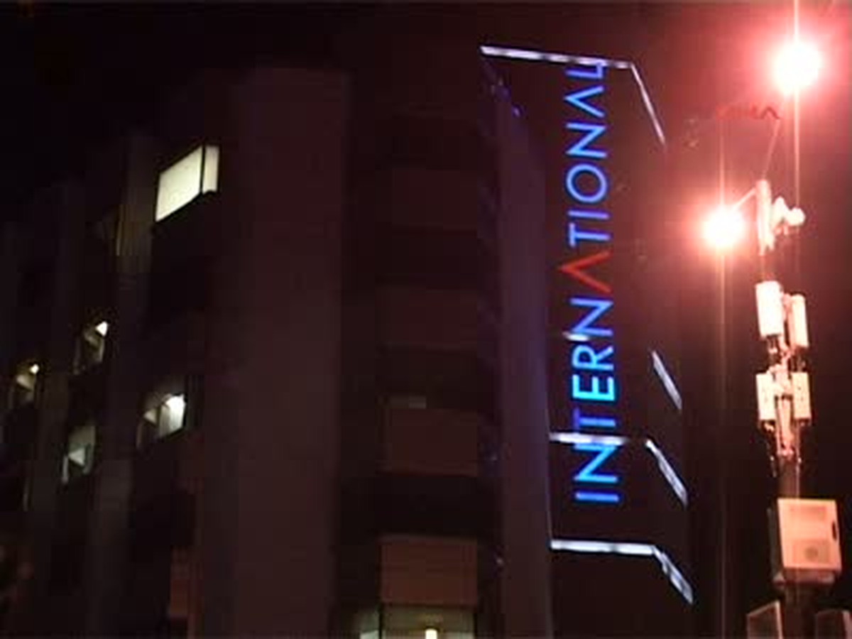 Restoran\'da Kanlı Yemek