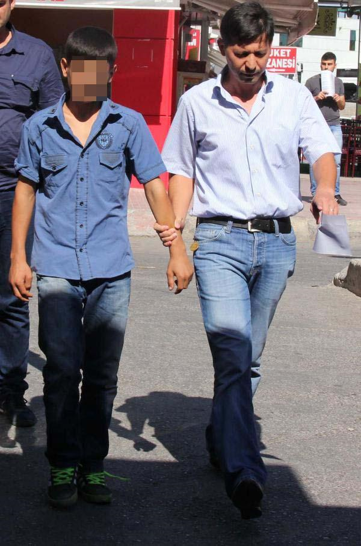 35 Liraya Polislere Molotof Atmış
