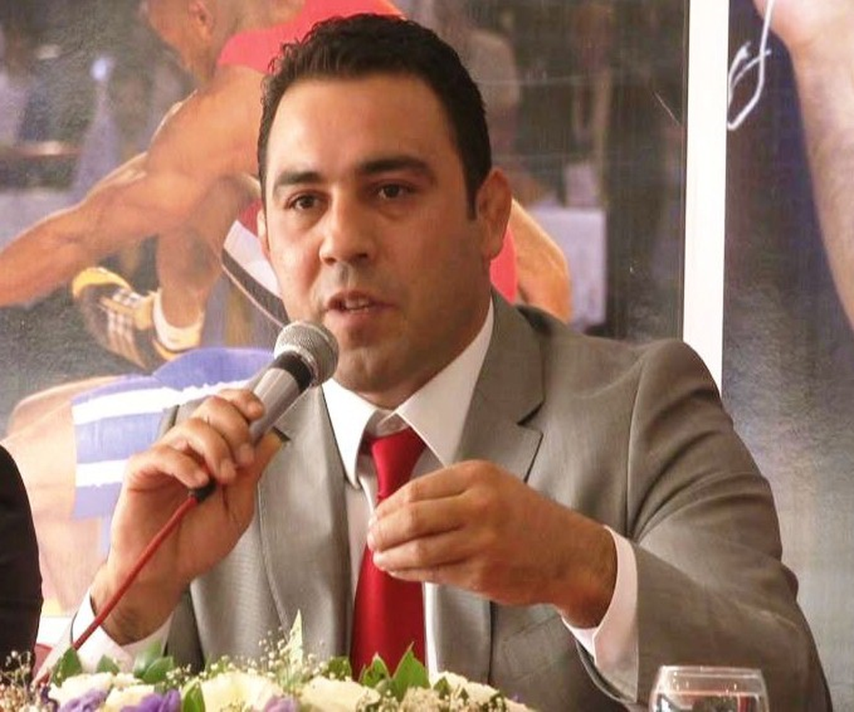 Asrın Güreşçisi Hamza Yerlikaya Adaylığını Açıkladı