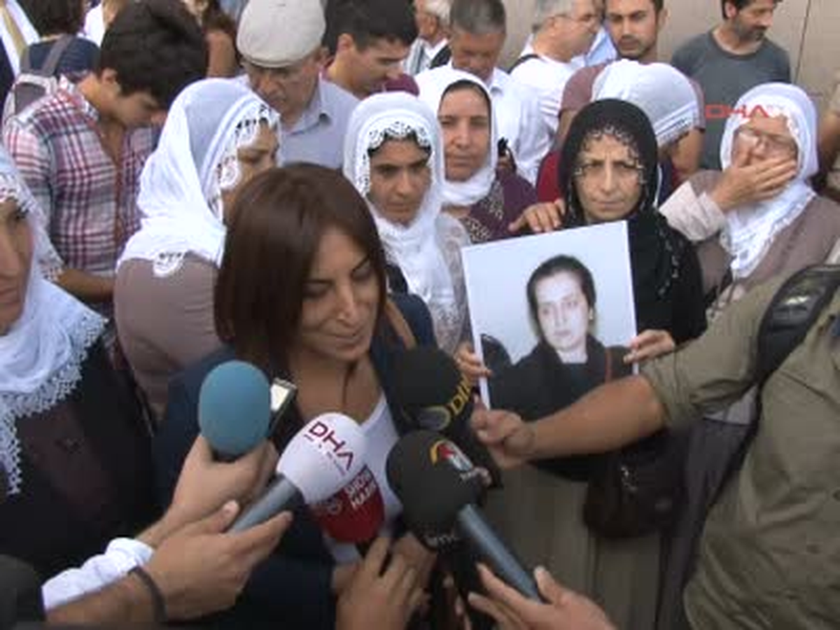 Aysel Tuğluk: \'Barışı Kucakladım"