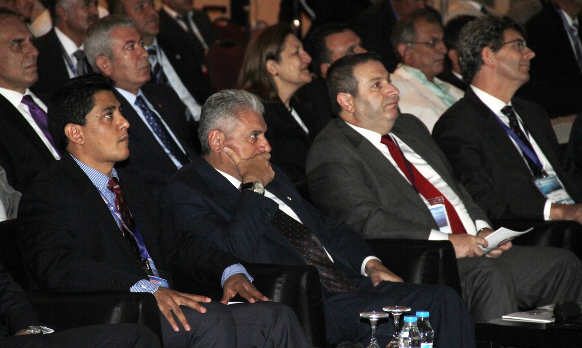 "Daha Fazla Ham Petrol Nakletme Arzusu Büyük Problem"